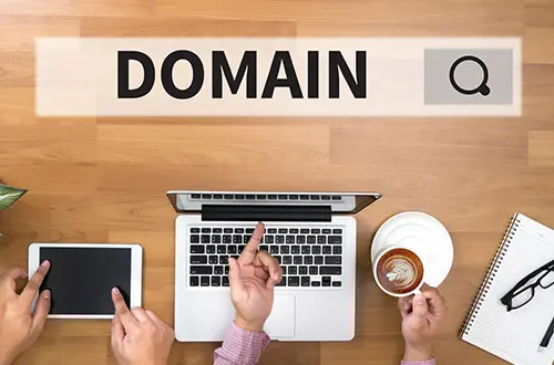 ドメイン・サーバーとは?仕組みと費用