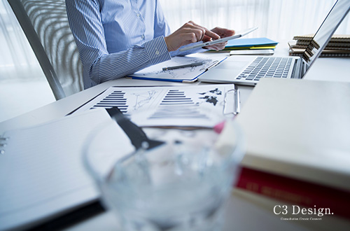 ホームページ制作は事前調査が命！成果を左右する理由